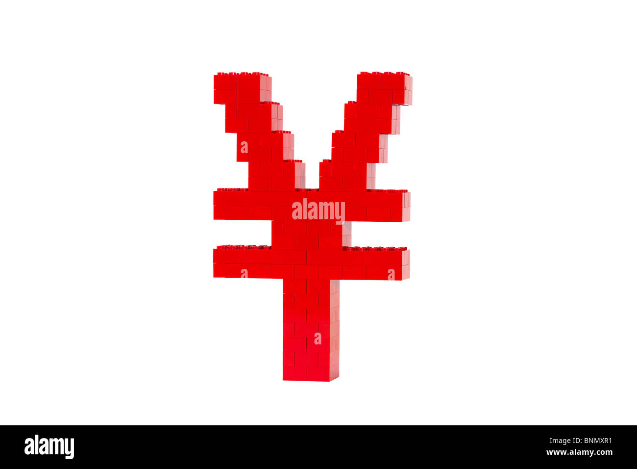 Ein rotes Symbol des chinesischen Yuan aus Spielzeug Ziegel gebaut und erschossen vor einem weißen Hintergrund in einem Winkel zu zeigen, dass es 3D Natur ist. Stockfoto