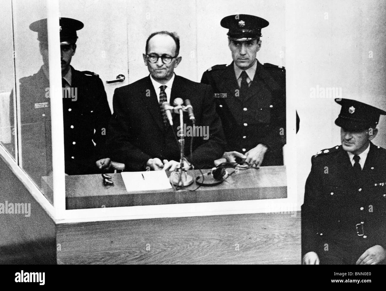ADOLF EICHMANN (1906-1962) deutschen Nazi-Offizier verantwortlich für die Logistik des Holocaust in Osteuropa bei seinem Prozess Stockfoto
