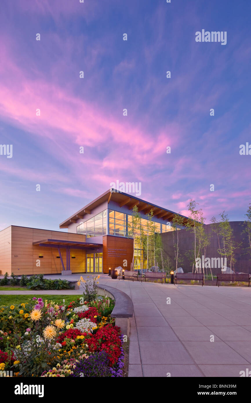 Morris Thompson Kultur- und Visitors Center in der Innenstadt von Fairbanks, Alaska Stockfoto