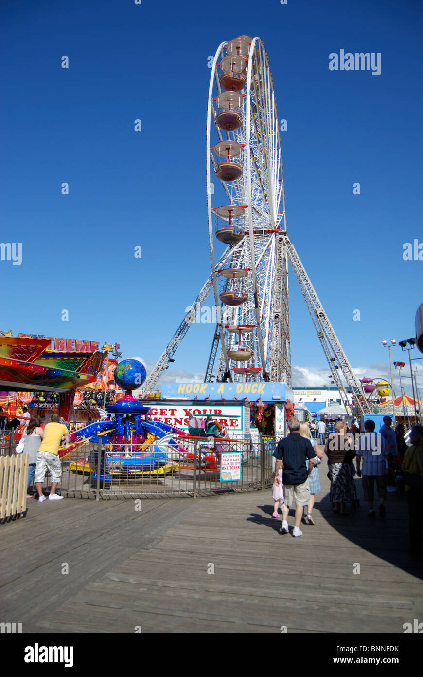 Riesenrad auf Blackpool Pier Stockfoto
