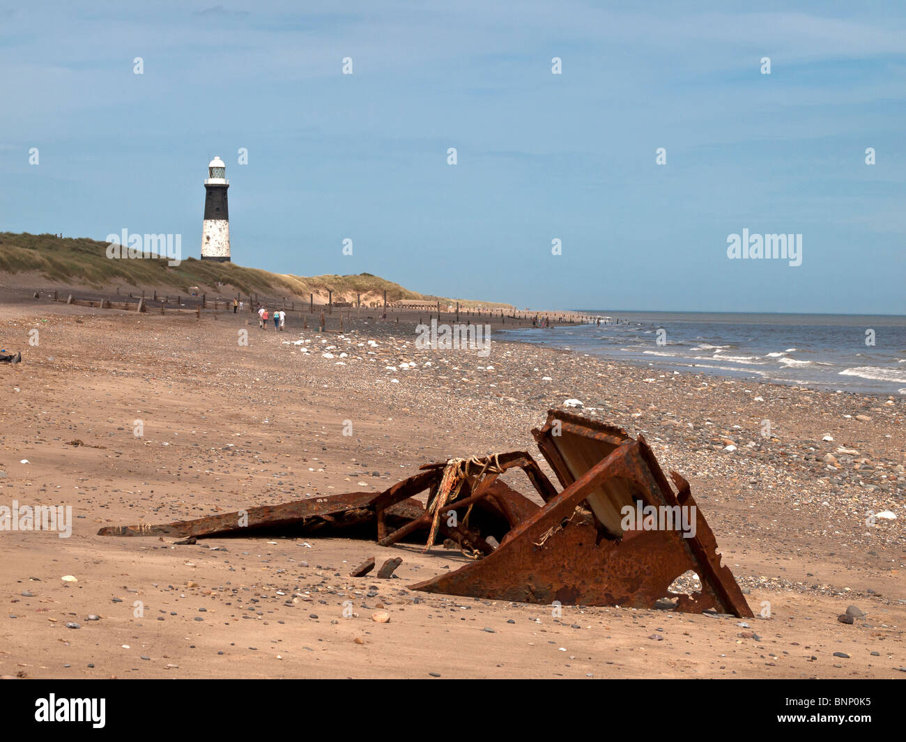 Spurn Point Lighthouse und Wrack im Sands Yorkshire, Großbritannien Stockfoto