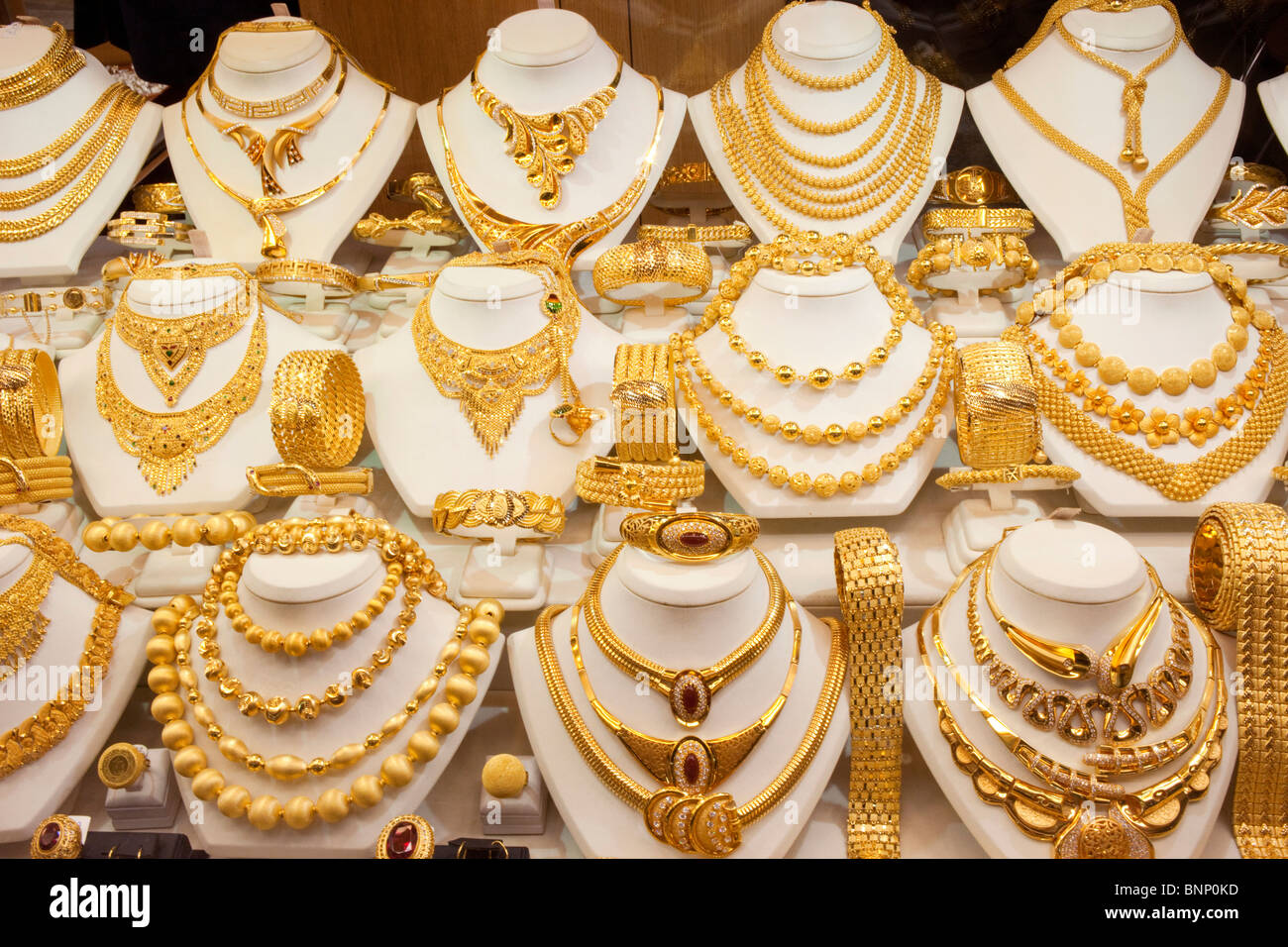 Türkei Istanbul Sultanahmet Grand Bazar Basar Basare Markt Märkte Geschäfte Straßenszene Innenraum Souk Souks Gold Stockfoto