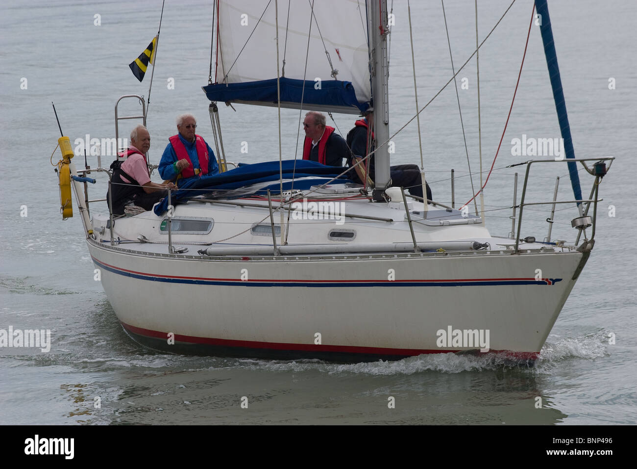 Yacht Boot Segel Segler Fluss Segeln zu besuchen Stockfoto