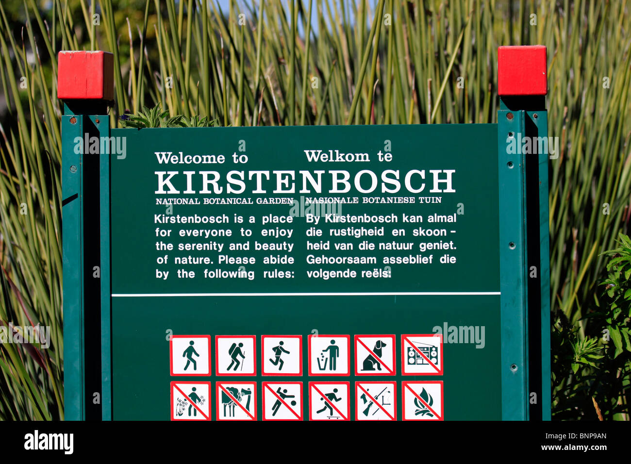 Schild am Eingang Nationalen Botanischen Garten Kirstenbosch, Kapstadt, Südafrika. Stockfoto