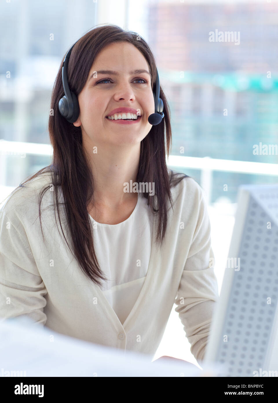 Porträt einer Geschäftsfrau, die Arbeit in einem Call-center Stockfoto