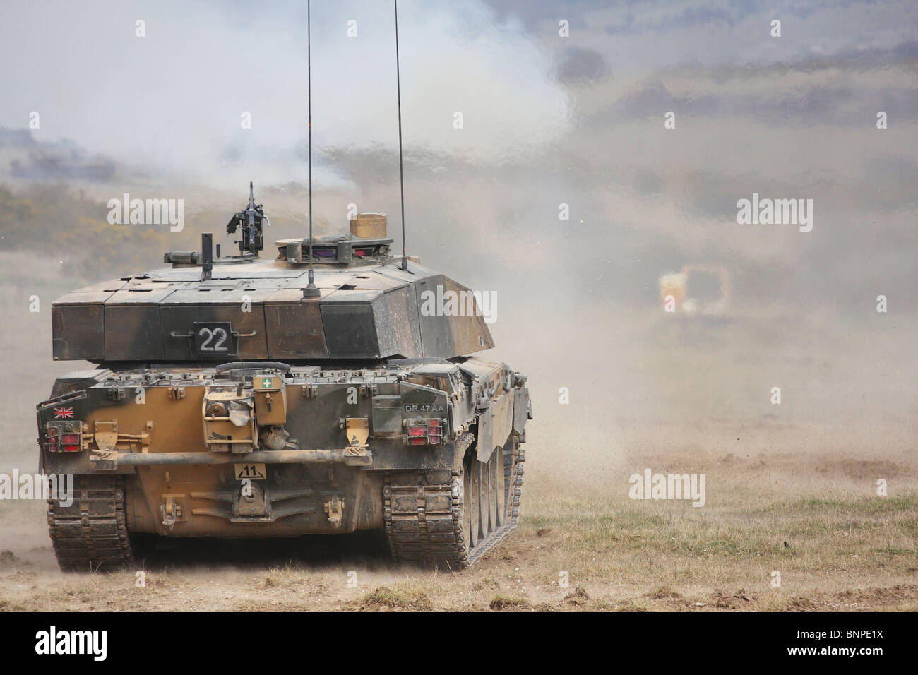 Challenger 2 Tank erobert, nur nachdem sie abgefeuert hat Stockfoto