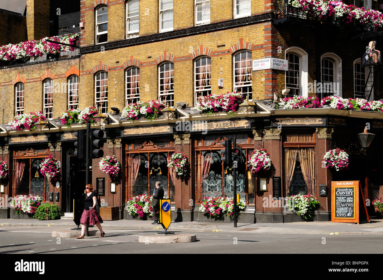 Das Albert-Pub in Victoria Street, Westminster, London, England, Vereinigtes Königreich Stockfoto