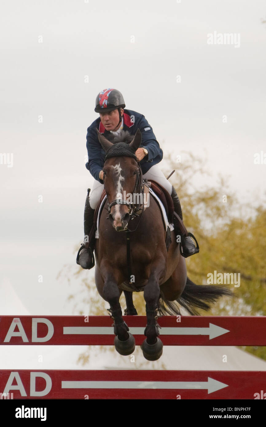 HICKSTEAD ENGLAND. 30.07.2010. The Longines Royal International Horse Show, an die alle England Parcours, Hickstead statt. Stockfoto