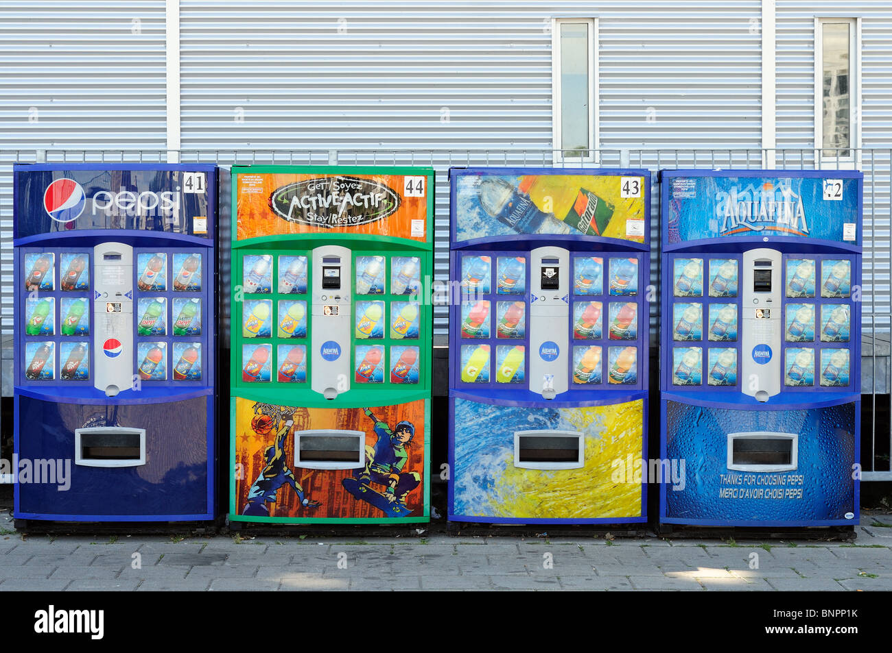 Outdoor-alkoholfreie Getränke-Automaten Stockfoto