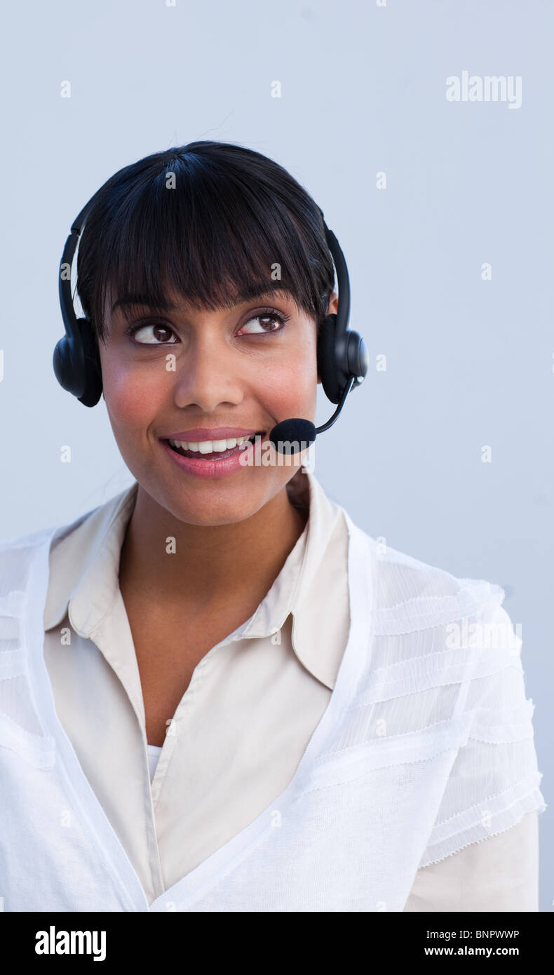 Schöne Geschäftsfrau arbeitet in einem Callcenter Stockfoto