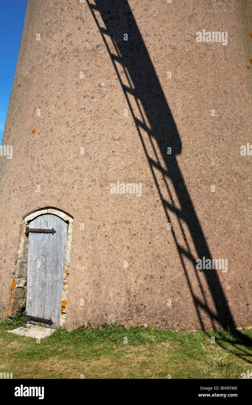 Segeln Sie Schatten auf Bembridge Windmühle, Isle of Wight, Hampshire, Großbritannien im Juni Stockfoto