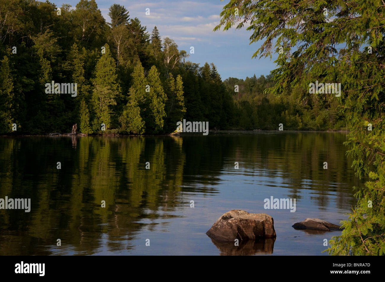 Der späte Sonne am Lac des Iles Stockfoto