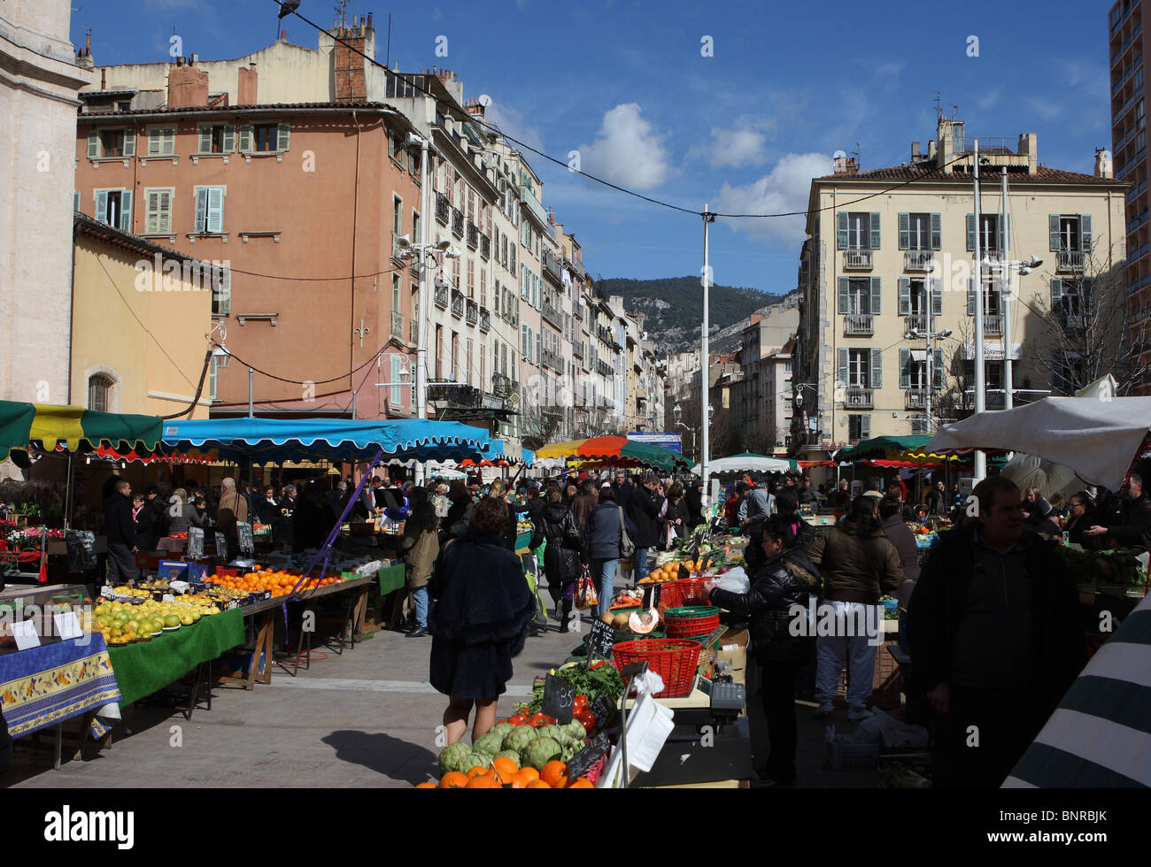 Cours Lafayette Markt in Toulon, Frankreich Stockfoto