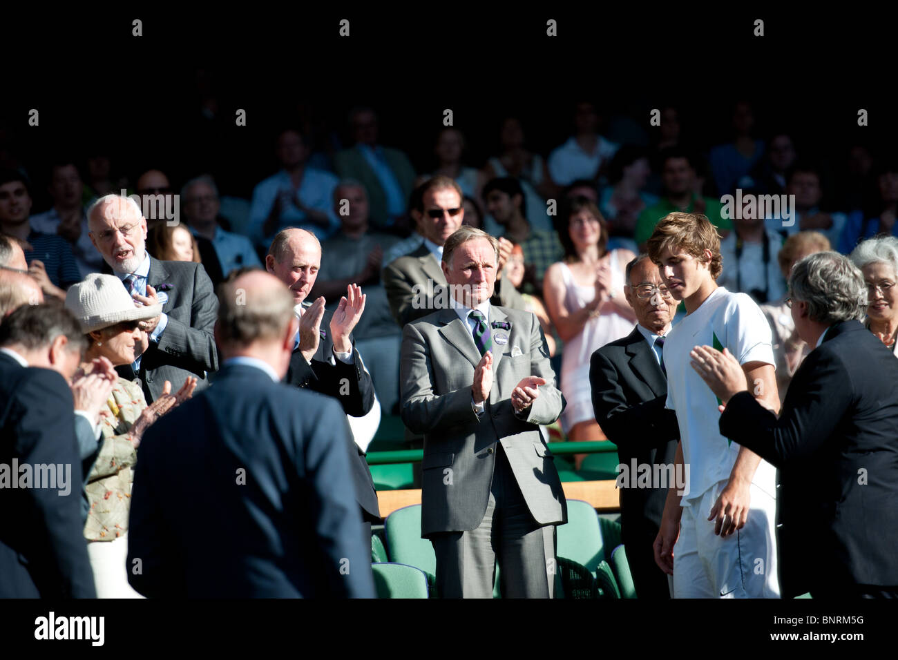 4. Juli 2010: Königsloge.   Internationales Tennisturnier in Wimbledon statt bei den All England Lawn Tennis Club, London, England. Stockfoto