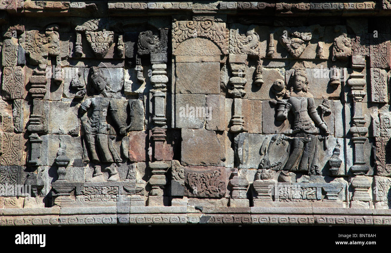 Indonesien, Java, Prambanan, Plaosan Lor hindu-Tempel, Statuen, Reliefs, Stein schnitzen, Stockfoto