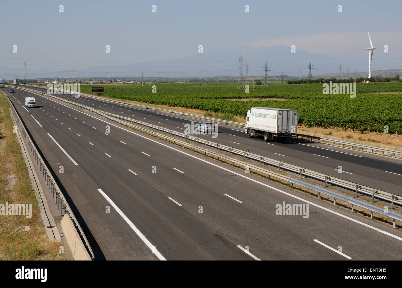 Autoroute autoroutes autoroutes autoroutes Fotos und Bildmaterial in