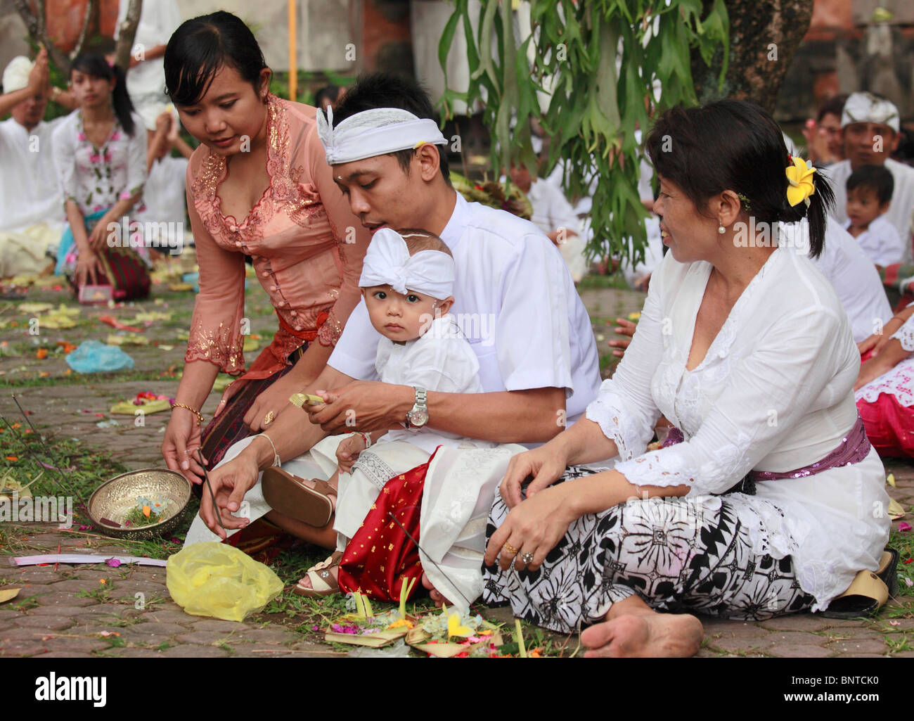 Indonesien, Bali, Galungan Festival, religiöse Zeremonie, Menschen, Familie, Stockfoto