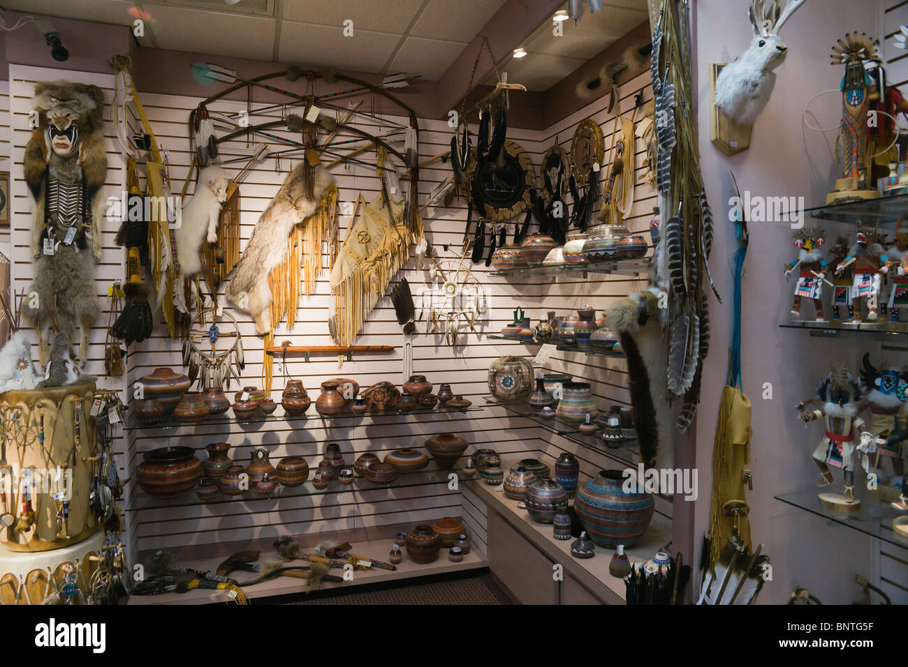 Sedona, Arizona, USA - Indianer (Native American) Shop Souvenirs. Stockfoto