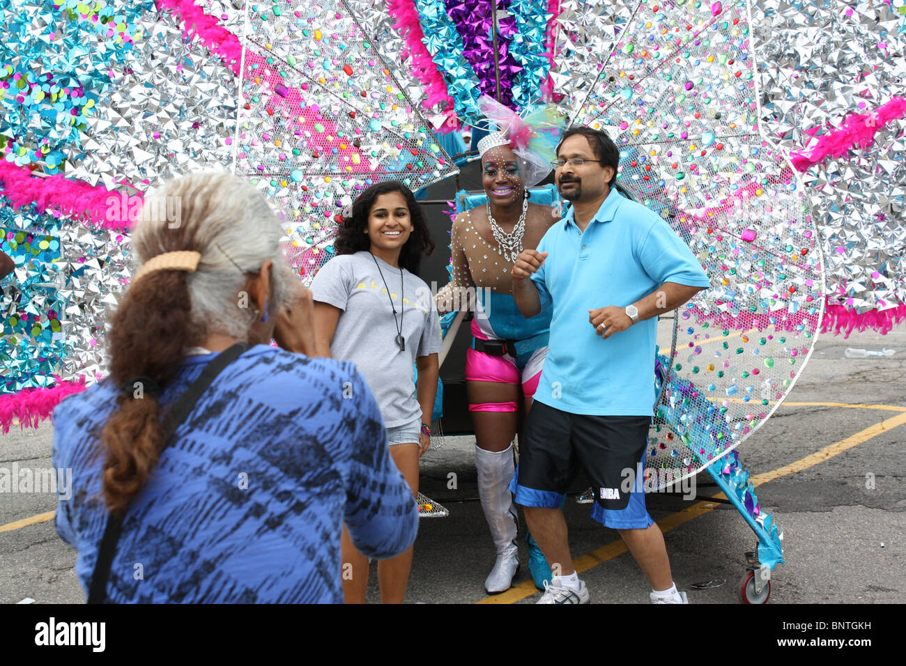 Tourist unter Bild karibischen Karneval Stockfoto