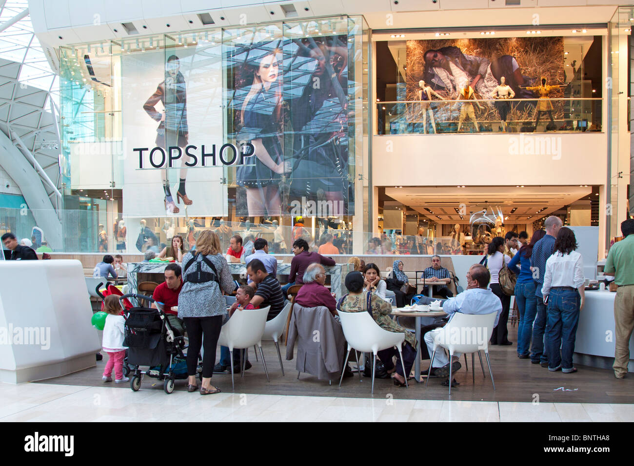 Caffé Concerto - Westfield Shopping Center - Shepherds Bush - London Stockfoto