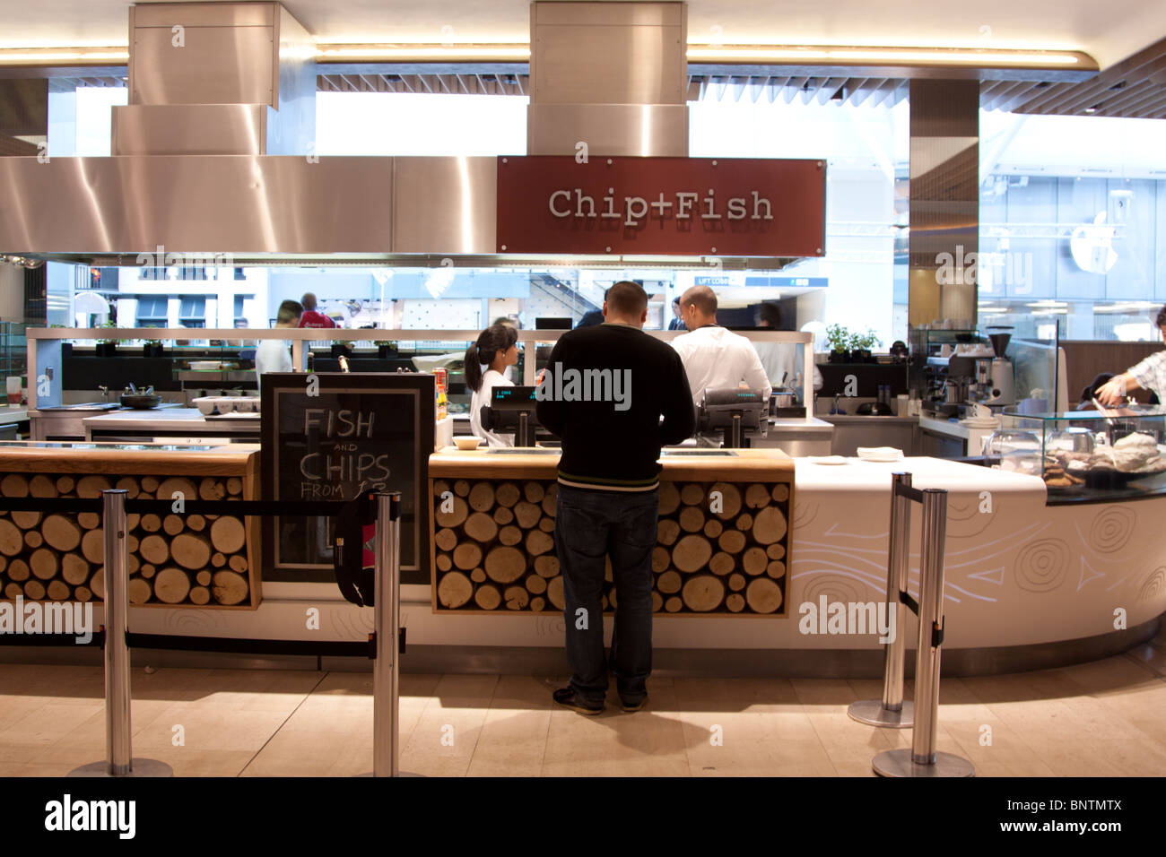 Fisch & Chips lokal - Westfield Shopping Centre - Shepherds Bush - London Stockfoto