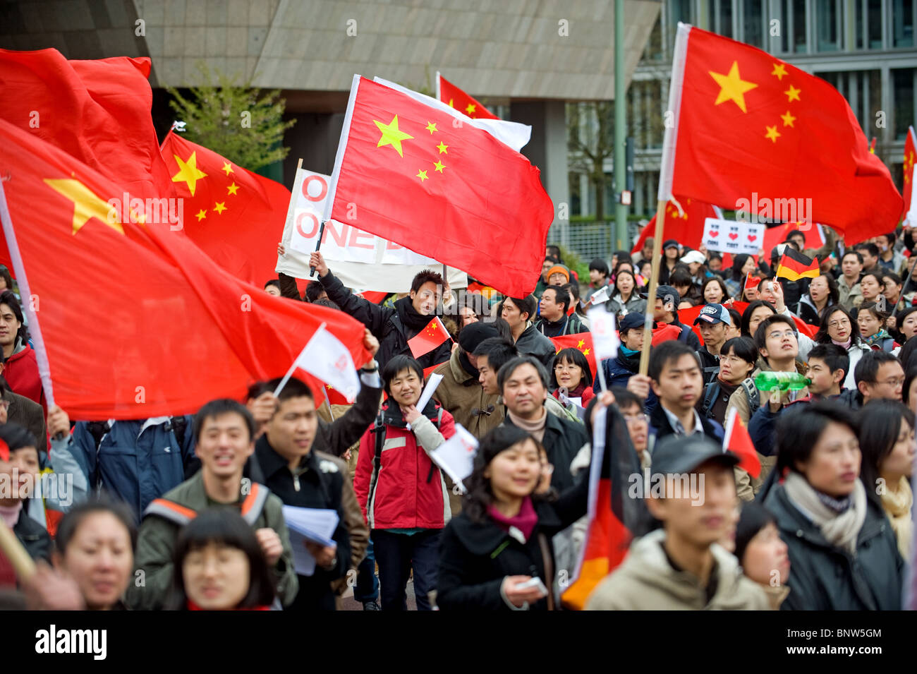 Pro-China-Demonstration in Berlin, Deutschland Stockfoto