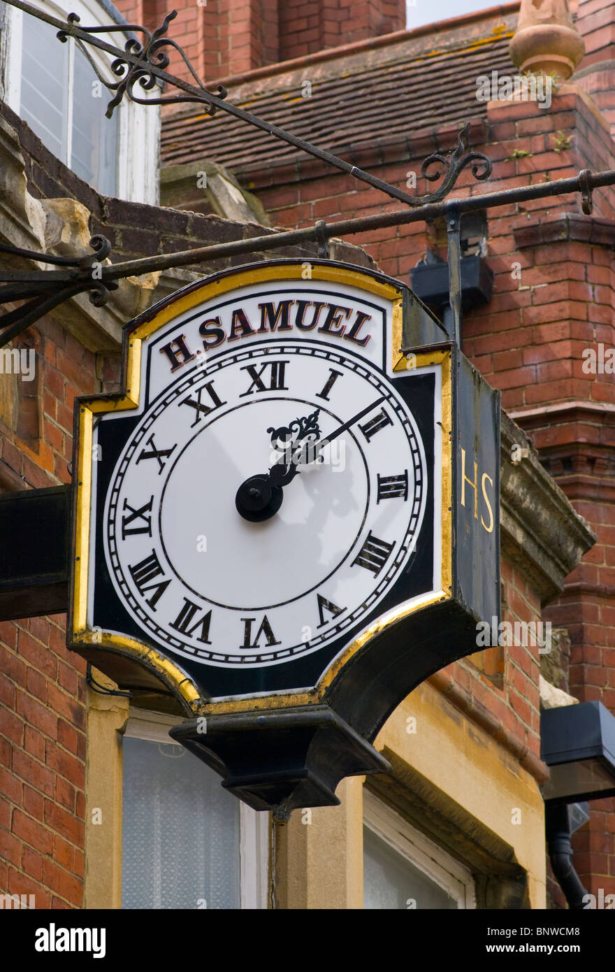 H Samuel Shopfront Zeichen und Uhr Stockfoto