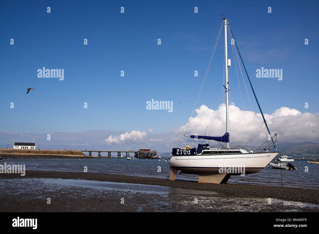 Boote, Menai Strait, Beaumaris, Anglesey, North Wales, UK Stockfoto