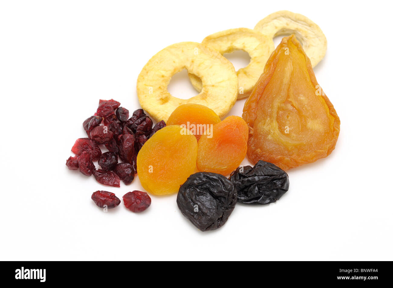 Getrocknete Früchte (Birnen, Apfelringe, Preiselbeeren, Aprikosen, Pflaumen) Stockfoto