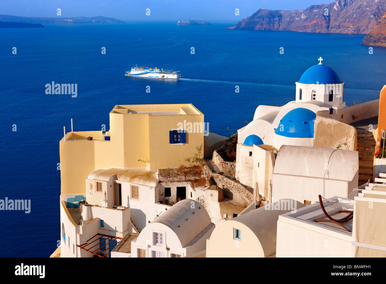 Oia (Ia) Santorini Stadt - griechischen Kykladen Inseln - Fotos, Bilder und Grafiken Stockfoto