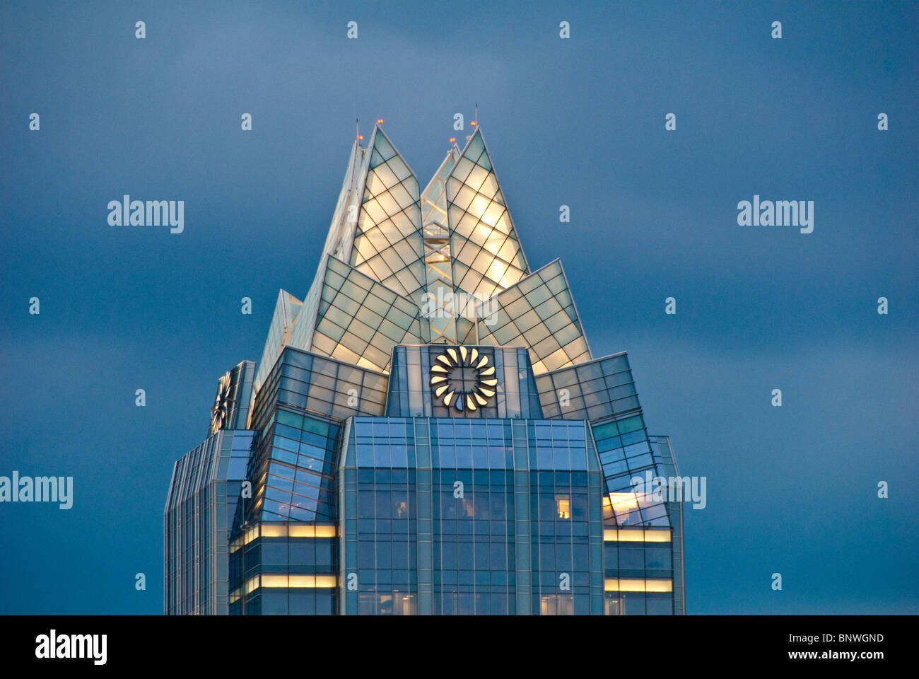 Der Finanzdistrikt Frost Bank Tower nicknamed "Stachel" oder "Eule Gesicht" in Austin, Texas, USA Stockfoto