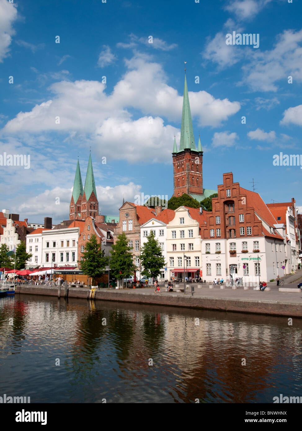 Blick auf die historische Stadt Lübeck in Deutschland Stockfoto