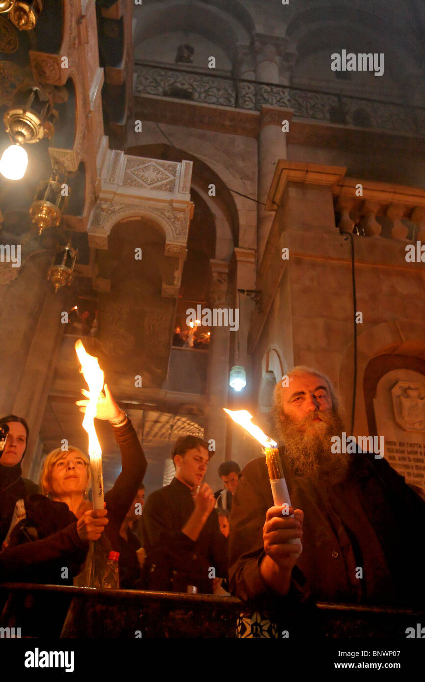 Israel, die Altstadt von Jerusalem, die Zeremonie des Heiligen Lichts in der Kirche des Heiligen Grabes am Karsamstag, Ostern Stockfoto