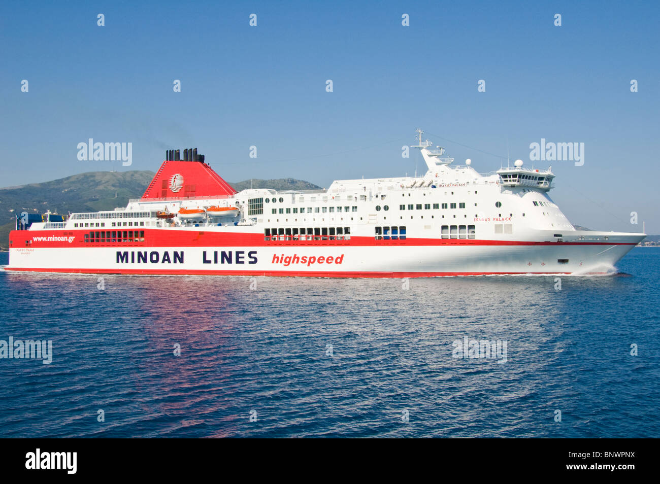 MINOAN LINES Highspeed Fähre "Ikarus" Palast aus der griechischen Insel Korfu Griechenland GR Stockfoto