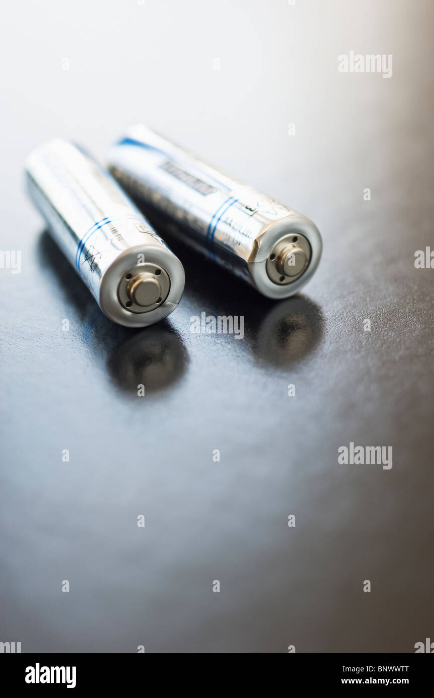 Zwei AAA-Batterien Stockfoto