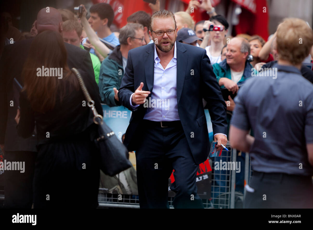 US-amerikanischer Regisseur Joe Carnahan bei der London Film-Premiere von The a-Team am Leicester Square in London, Stockfoto