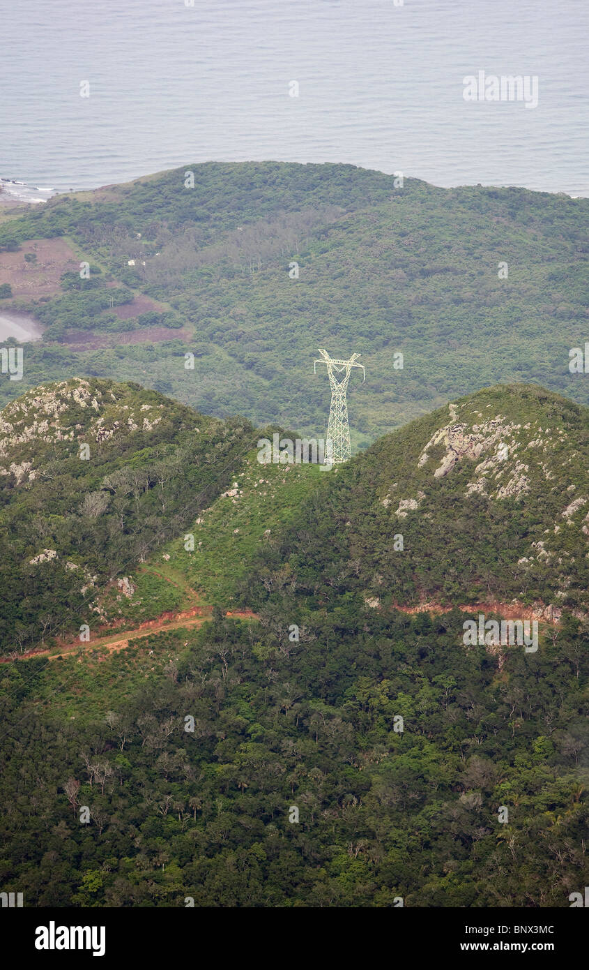 Luftaufnahme über elektrische Übertragung Linie Turm Golfküste Mexiko Stockfoto