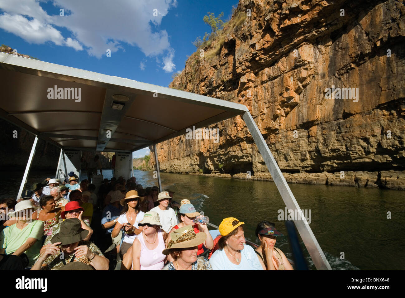 Bootsfahrt im Nitmiluk (Katherine Gorge) National Park. Katherine River, Northern Territory, Australien. Stockfoto