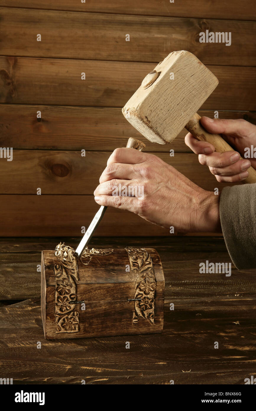 Beitel Holz Stemmeisen Tischler Werkzeug Hand Hammer Handwerker Stockfoto