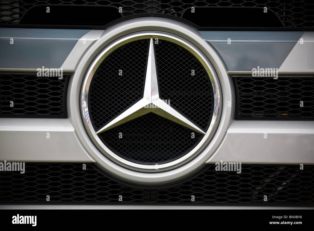 Mercedes-Benz Lkw Logo Stockfoto