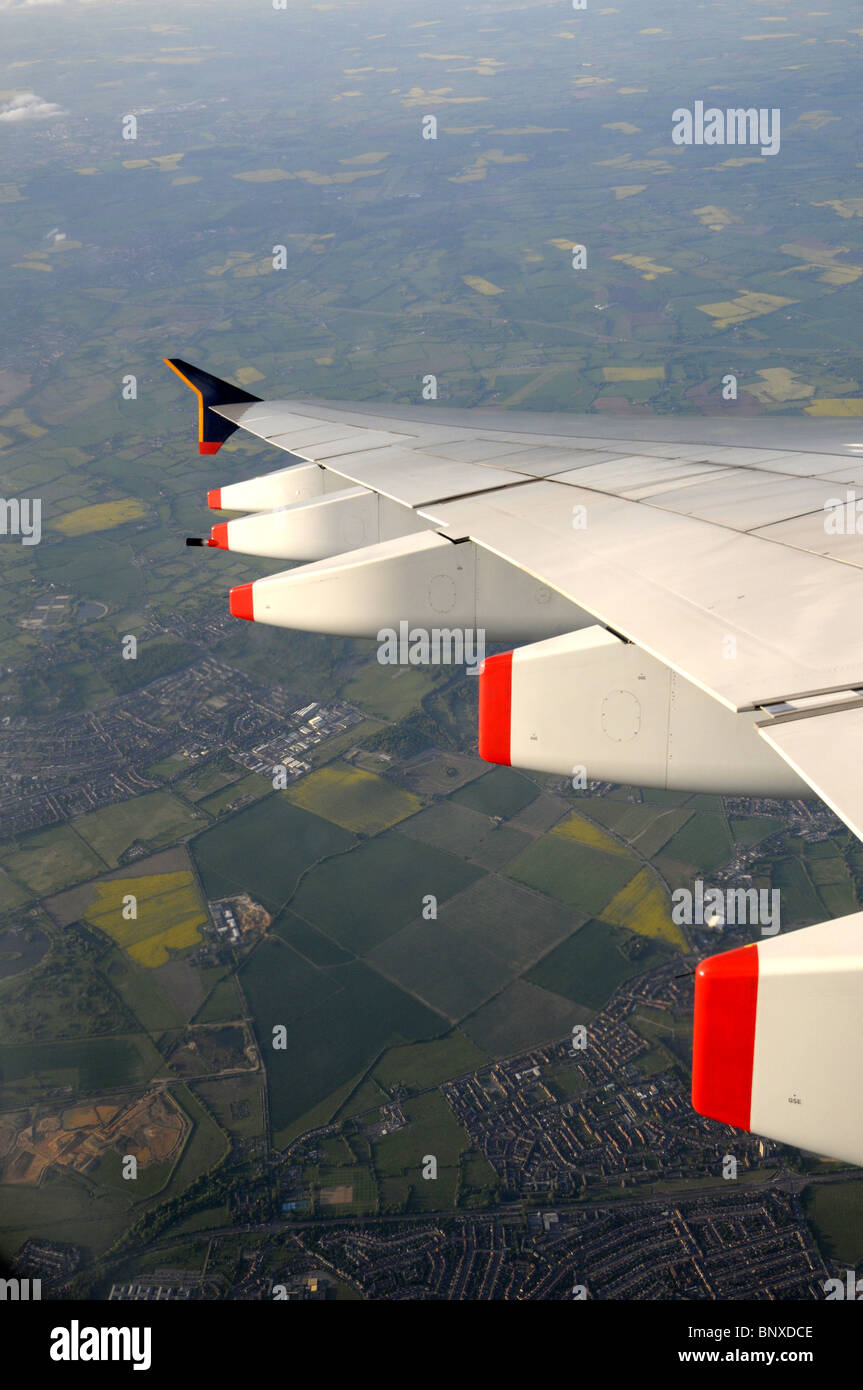 Im Flug von Singapore Airlines A380 auf Ansatz in Lhr Stockfoto