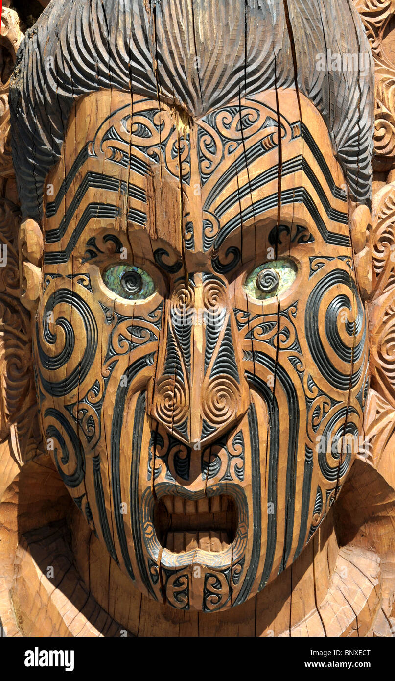 Maori Carving an Te Po In Rotorua Neuseeland Stockfoto
