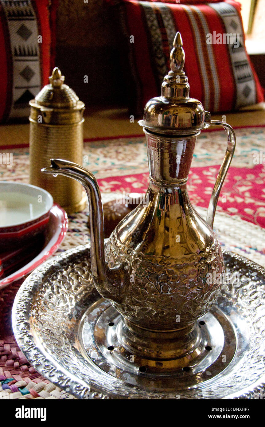 Traditionelle arabische Kaffeekanne Oman Stockfotografie