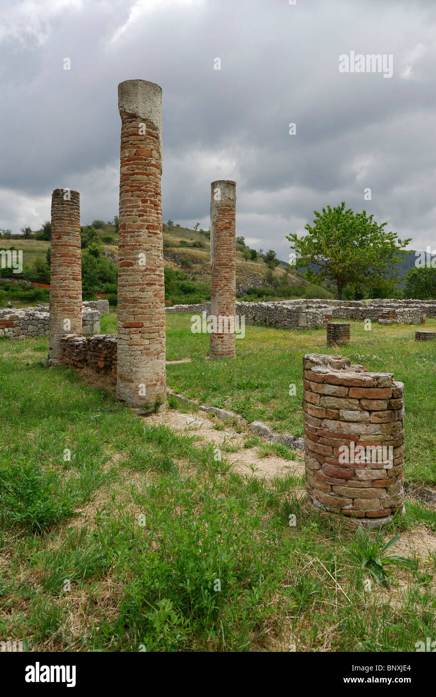 Alba Fucens. Abruzzen. Italien. Römische Ruinen von Alba Fucens. Stockfoto