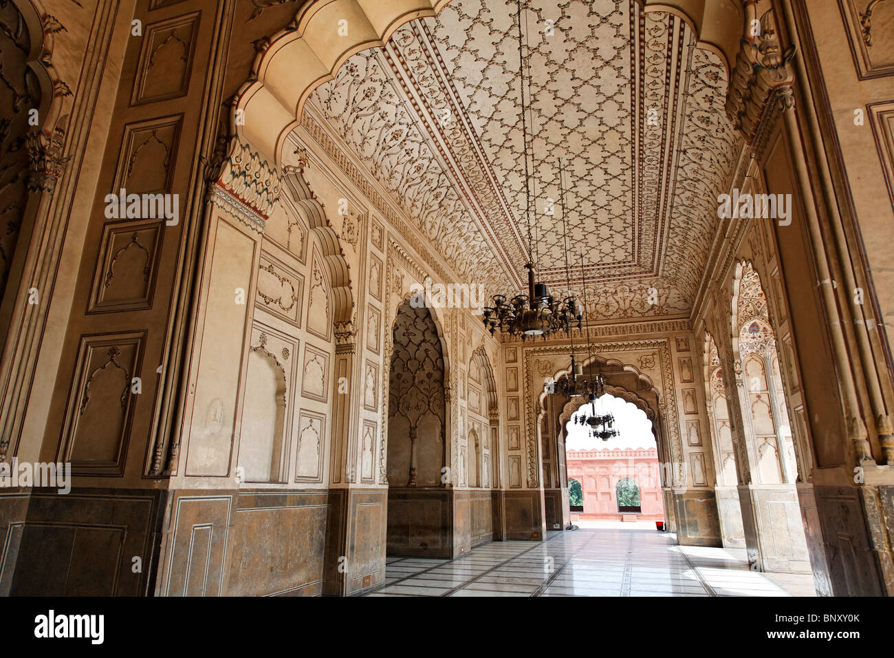 Pakistan - Punjab - Lahore - Badshahi-Moschee-Interieur Stockfoto