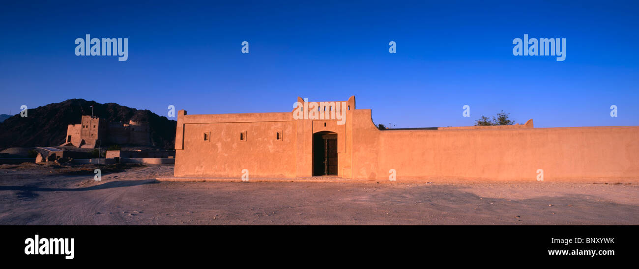 Panorama-Aufnahme des traditionellen Hauses gelegen nahe Fort Fujairah, Fujairah, U.A.E. Stockfoto