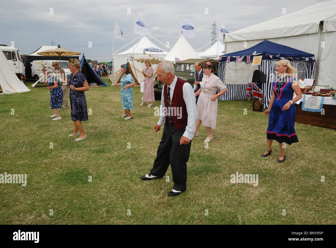 Swing Tanzen auf der Heckington, Lincolnshire, England. Stockfoto