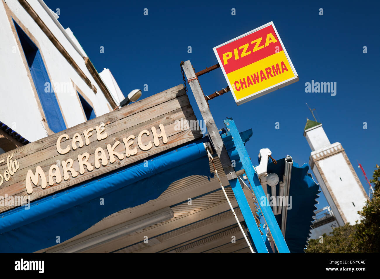 Place Moulay Hassan mit Café Marrakesch, Essaouira, Atlantikküste, Marokko Stockfoto