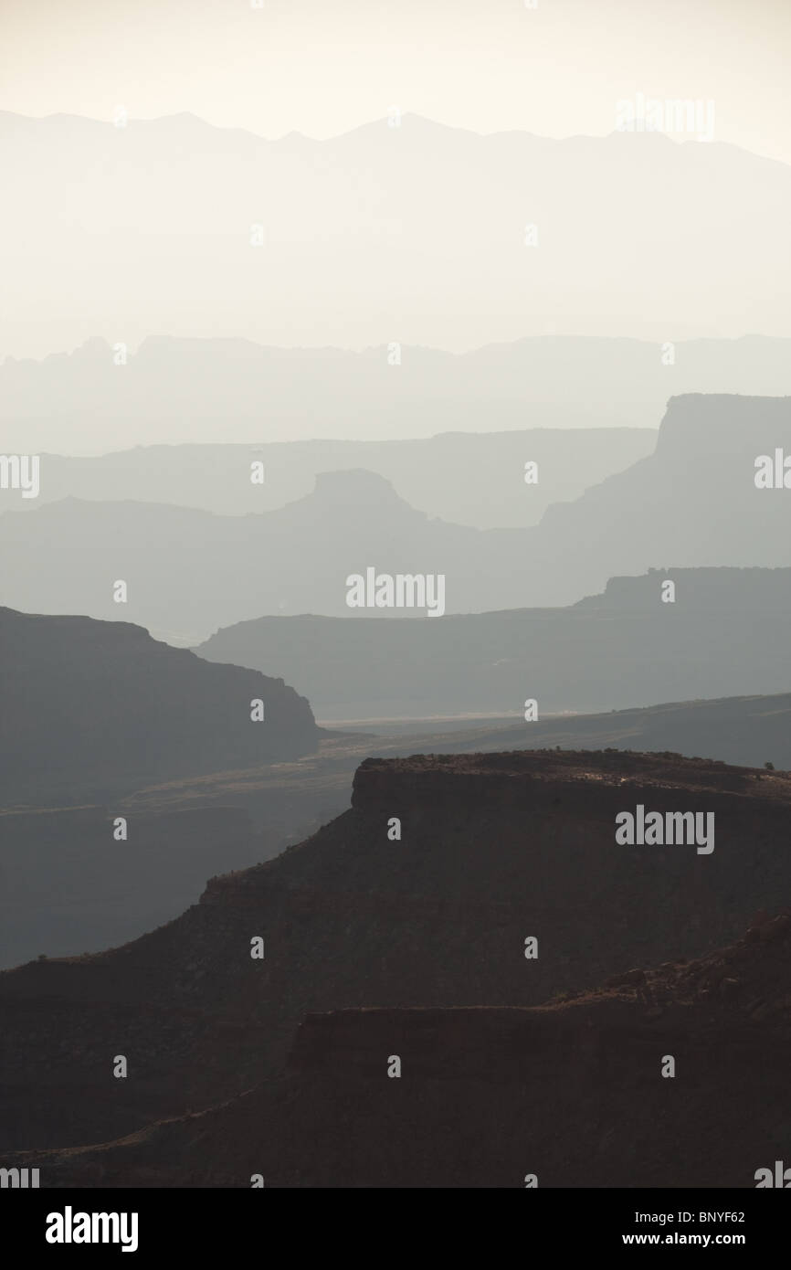 Zurückweichenden Grate in der Morgen Licht, Shafer Canyon, Canyonlands National Park, Utah, USA Stockfoto