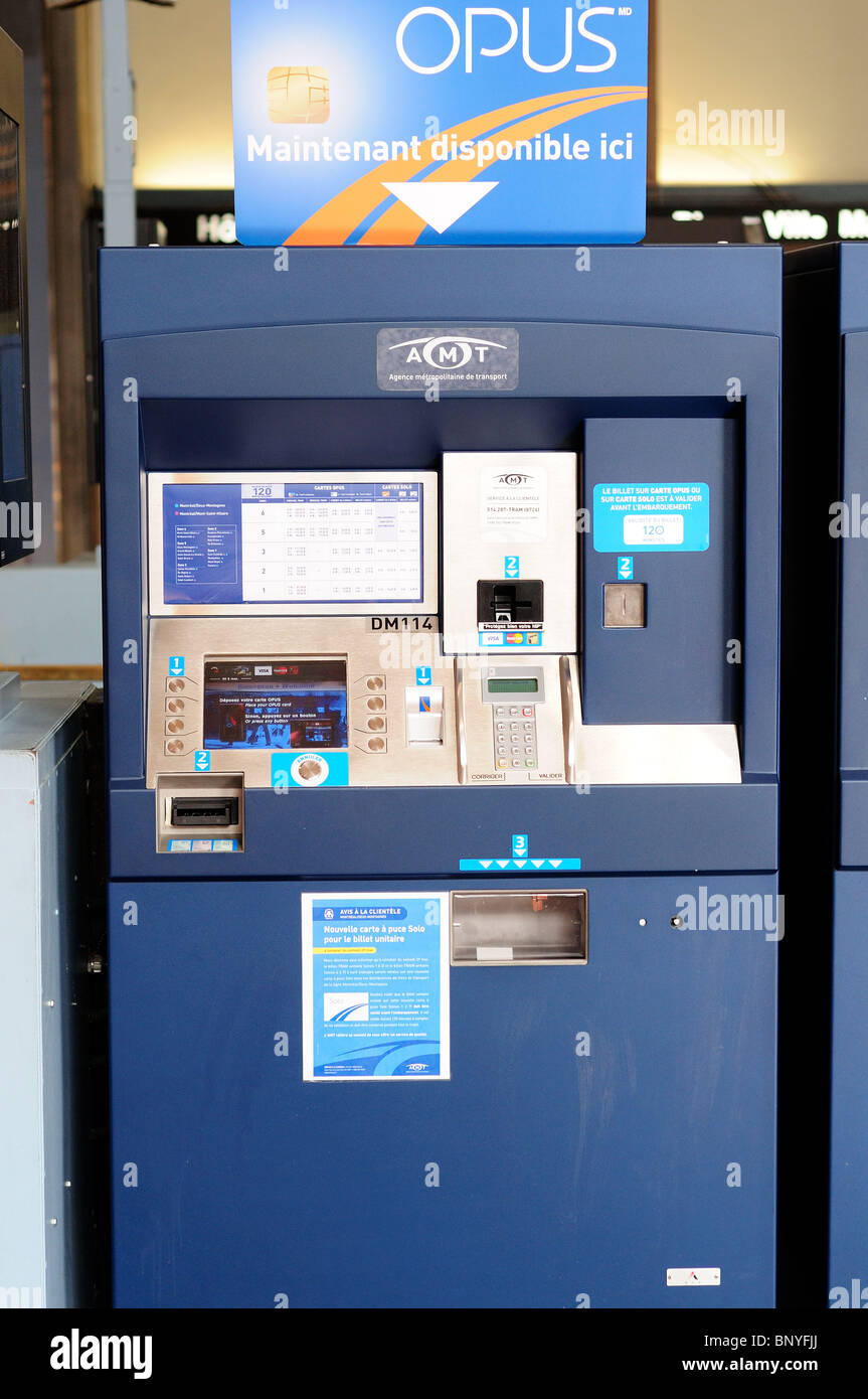 Opus ÖPNV Karte Maschine Dispenser In Montreal Central Station